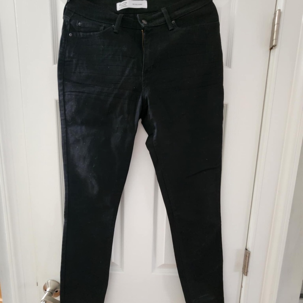 Mid Rise Skinny Jeans